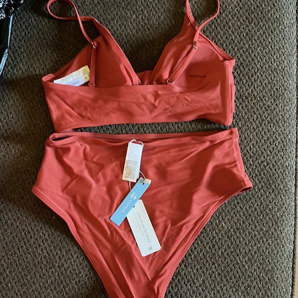 Cupshe bikini - Picture 2 of 3